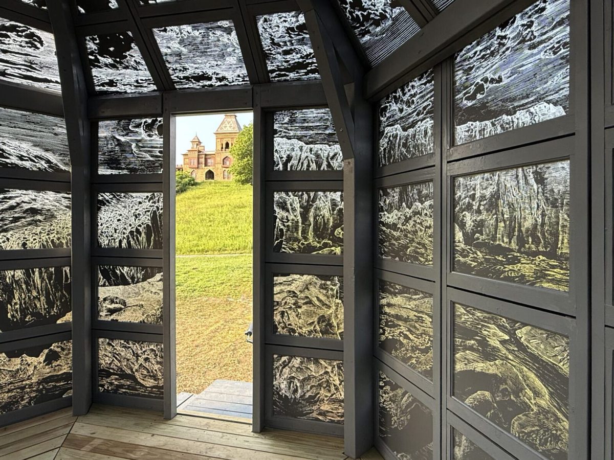 Ellen Harvey: Winter in the Summer House